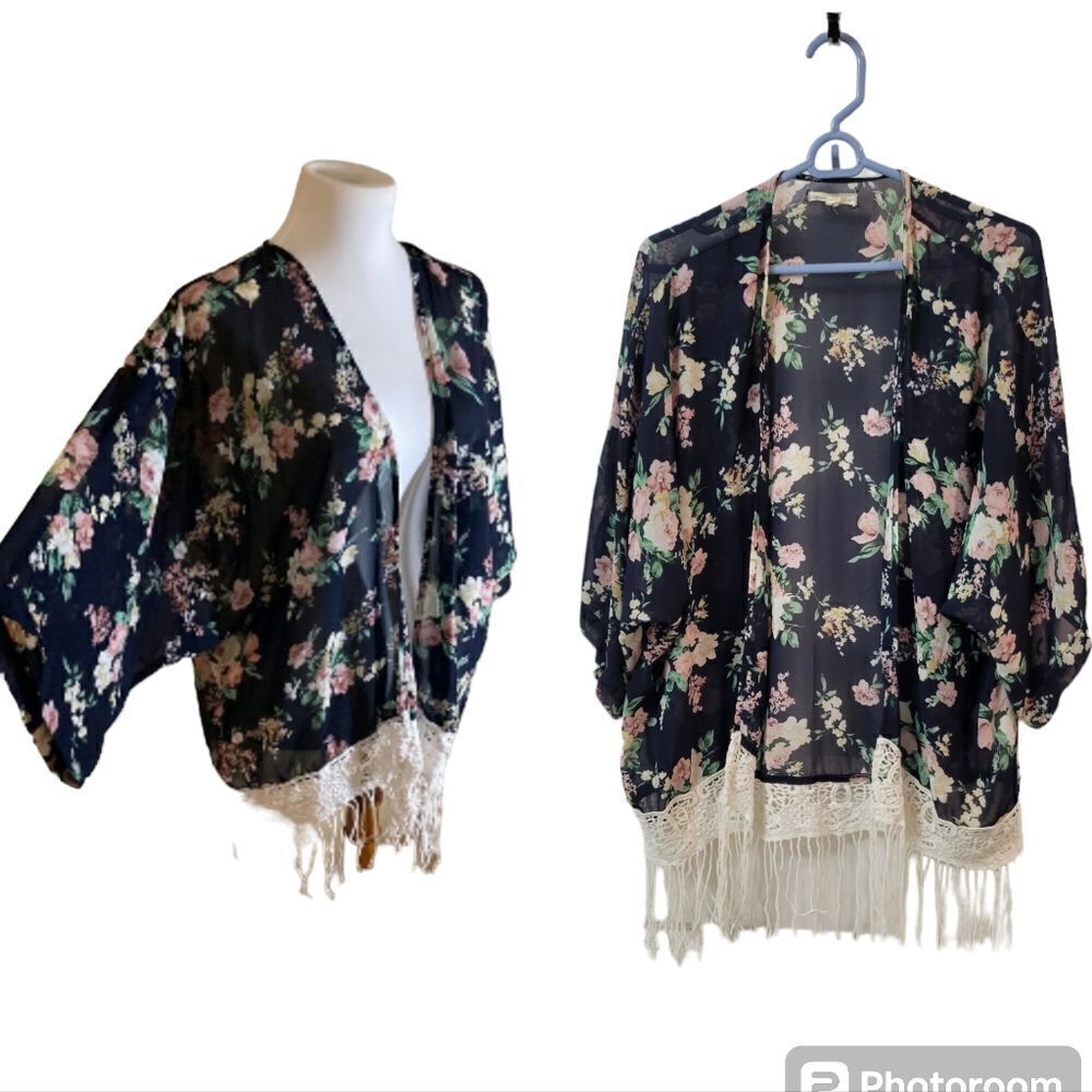 Rachael and Chloe fringe kimono